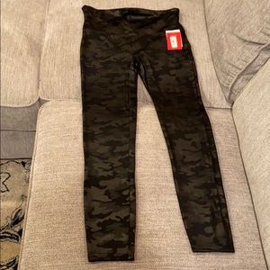 Spanx Camo leggings